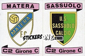 Sticker Scudetto Matera / Sassuolo - Calciatori 1984-1985 n. 574 - Panini