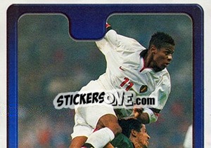 Sticker Emile Mpenza - Hoera de Duivels. Allez les Diables 2000 n. 41 - Panini