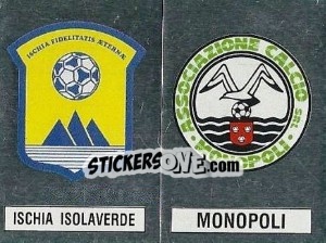 Sticker Scudetto Ischia Isolaverde / Monopoli - Calciatori 1988-1989 n. 573 - Panini