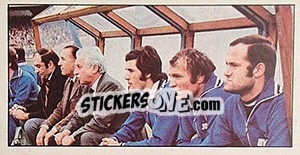 Sticker La panchina (persone ammesse nel recinto di gioco) - Calciatori 1974-1975 - Panini