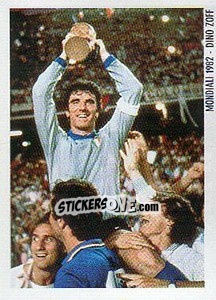 Sticker Mondiali 1982 - Dino Zoff - Superalbum. Storia e miti del calcio italiano n. 109 - Panini