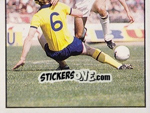 Cromo Alan Devonshire / Willie Young - UK Football 1980-1981 n. 356 - Panini