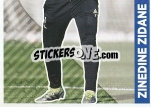 Sticker Zinedine Zidane (En Acción) (puzzle 2) - Real Madrid 2016-2017 n. 37 - Panini