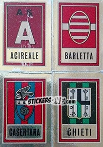 Sticker Scudetto Acireale / Barletta / Casertana / Chieti - Calciatori 1973-1974 n. 586 - Panini