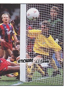 Sticker Action (puzzle 2) - UK Football 1990-1991 - Panini