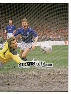 Sticker Action (puzzle 2) - UK Football 1990-1991 n. 377 - Panini