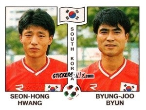 Sticker Seon-Hong Hwang / Byung-Joo Byun - Campeonato De Futebol Mundial 1990 n. 324 - Panini