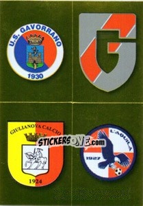 Sticker Scudetto (Gavorrano - Giacomense - Giulianova - L'Aquila) - Calciatori 2010-2011 n. 679 - Panini