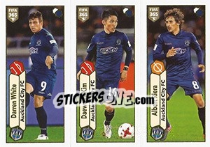 Sticker Darren White / Kim Dae-wook / Albert Riera - FIFA 365: 2017-2018 n. 536 - Panini
