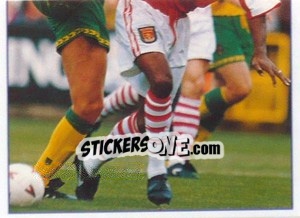 Sticker Jon Newsome (Action 2/2) - Premier League Inglese 1994-1995 n. 360 - Merlin