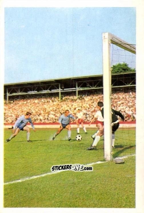 Sticker Action (32) - Fussball 1966-1967 n. 32 - Bergmann