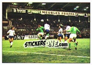 Sticker 1975-76: ASSE - Kiev - Association Sportive de Saint-Étienne 2000-2001 n. 132 - Panini