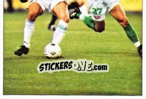 Figurina 16 Décembre 1999: ASSE - OM (puzzle 2) - Association Sportive de Saint-Étienne 2000-2001 - Panini