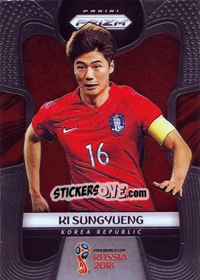 Sticker Ki Sung-yueng - FIFA World Cup Russia 2018. Prizm - Panini