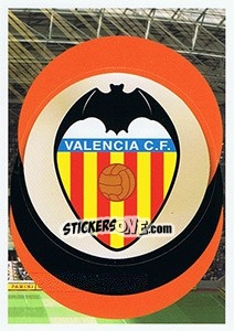 Sticker Valencia CF - Logo - FIFA 365: 2018-2019. Blue backs - Panini