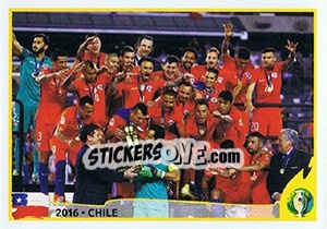 Cromo 2016 - CHILE (award ceremony) - CONMEBOL Copa América Brasil 2019 - Panini