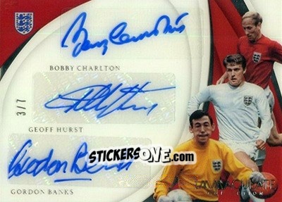 Sticker Bobby Charlton / Gordon Banks / Geoff Hurst - Immaculate Soccer 2018-2019 n. TR-ENG - Panini