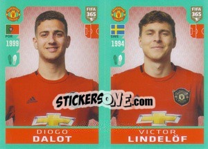 Sticker Diogo Dalot / Victor Lindelöf - FIFA 365 2020. 442 stickers version n. 57 - Panini