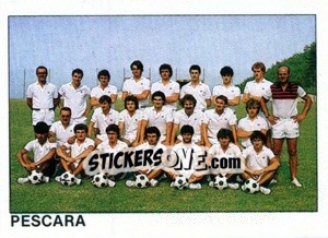 Sticker Squadra Pescara - Calcio Flash 1984 n. 410 - Edizioni Flash