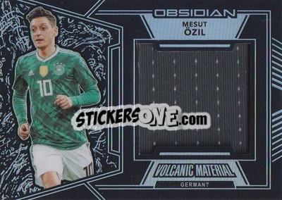 Sticker Mesut Ozil - Obsidian Soccer 2019-2020 - Panini