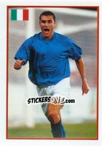 Sticker Christian Vieri (shooting) - UEFA Euro Belgium-Netherlands 2000 - Merlin
