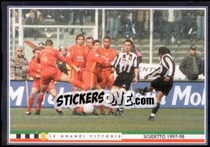 Sticker Fuga Per La Vittoria - Juventus Le Grandi Vittorie n. 37 - Panini
