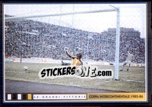 Sticker Le Mani Sulla Coppa - Juventus Le Grandi Vittorie n. 115 - Panini