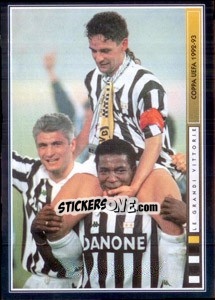 Sticker Sulle Spalle Della Difesa (Roberto Baggio/julio Cesar/ravanelli) - Juventus Le Grandi Vittorie n. 137 - Panini