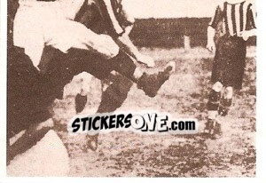 Sticker Portiere Compiani in derby 29.IV.1928 (Puzzle) - Milan Nella Storia Dal 1899 Al 1930 n. 256 - Masters Edizioni