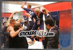 Sticker Vestiaires  (PSG leipzig) - Paris Saint-Germain 50 ans n. 25 - Panini