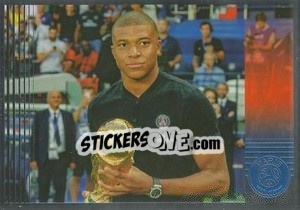 Sticker Mbappé trophe CdM 2018 - Paris Saint-Germain 50 ans n. 80 - Panini
