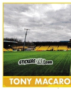 Sticker Tony Macaroni Arena - Scottish Professional Football League 2021-2022 - Topps