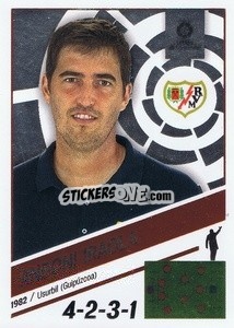 Sticker Entrenador Rayo Vallecano - Andoni Iraola (2) - Liga Spagnola 2022-2023 - Panini