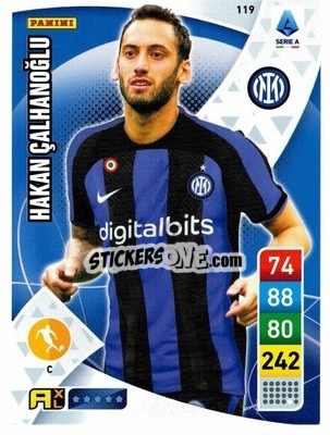 Sticker Hakan Çalhanoğlu - Calciatori 2022-2023. Adrenalyn XL n. 119 - Panini