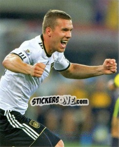 Sticker Spielszene - Podolski - Deutsche Nationalmannschaft 2011 n. 5 - Panini
