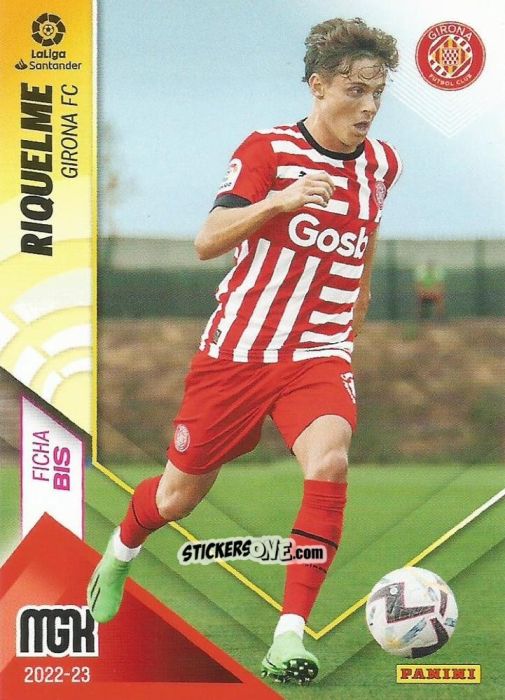 Figurina Riquelme - Liga 2022-2023. Megacracks n. 207BIS - Panini