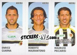 Sticker Enrico Guarna / Roberto Maurantonio / Maurizio Peccarisi - Calciatori 2011-2012 n. 490 - Panini