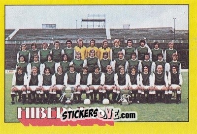 Sticker Hibernian Team Group  - Scottish Footballers 1974-1975
 n. 39 - A&BC