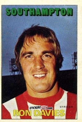 Sticker Ron Davies - Footballers 1972-1973
 n. 91 - A&BC