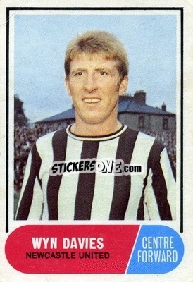 Cromo Wyn Davies - Footballers 1969-1970
 n. 57 - A&BC