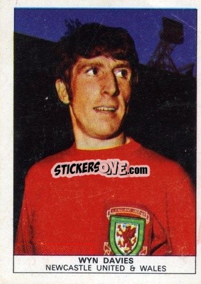 Sticker Wyn Davies - Footballers 1969-1970
 n. 11 - Nabisco
