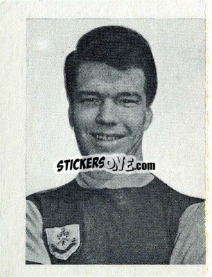 Sticker Alex Elder - Footballers 1966-1967
 - A&BC
