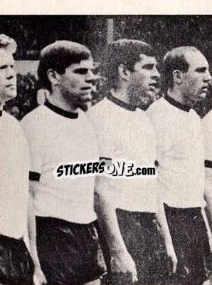 Sticker World Cup Team - Footballers 1966-1967
 n. 215 - A&BC