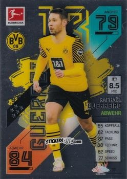 Cromo Raphaël Guerreiro - German Bundesliga 2021-2022. Match Attax Chrome
 n. 37 - Topps