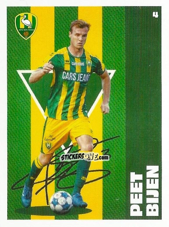 Figurina Peet Bijen - Eredivisie Onze Voetbal helden 2021 n. 4 - Albert Heijn
