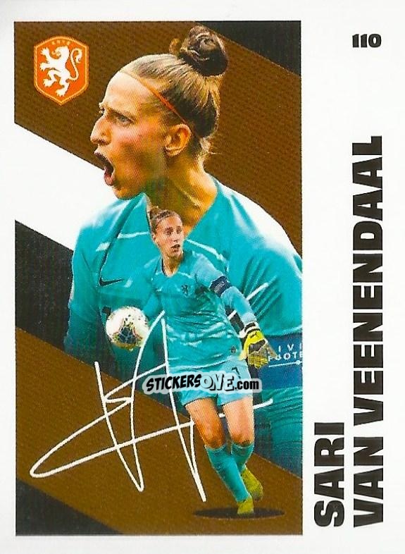 Cromo Sari van Veenendaal - Eredivisie Onze Voetbal helden 2021 n. 110 - Albert Heijn
