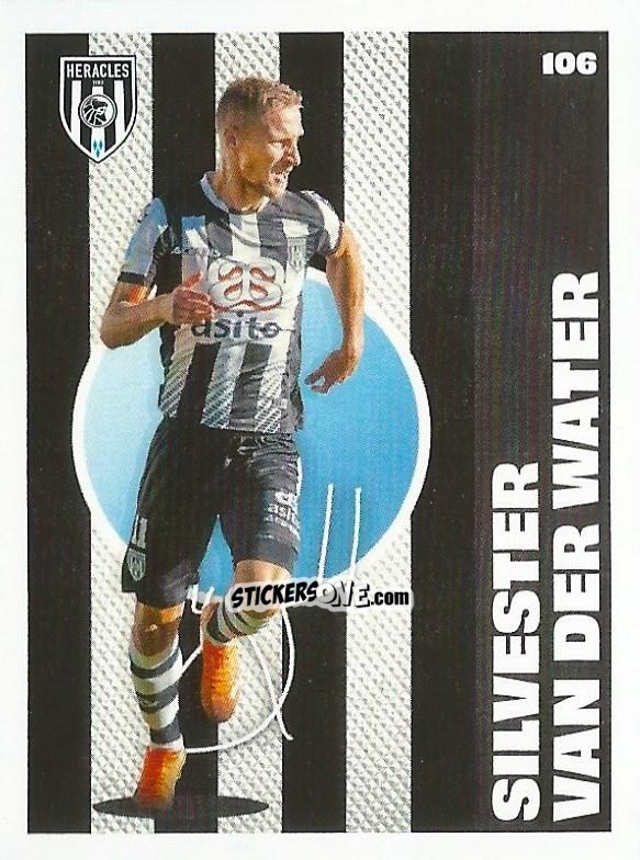 Figurina Silvester van der Water - Eredivisie Onze Voetbal helden 2021 n. 106 - Albert Heijn
