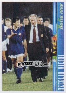 Figurina Il commissario techico Azeglio Vicini - Azzurro Mondiale 1910-2002 - Panini