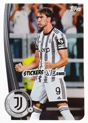 Sticker Dusan Vlahovic - Juventus 2022-2023
 n. JU-18 - Topps