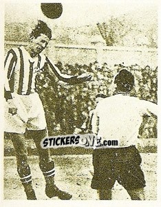 Sticker Lo stile, del tutto particolare, dello stesso Rava - La Storia della Juve n. 19 - Masters Edizioni